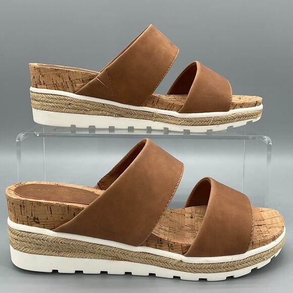 NEW Easy Street Women’s Maryann Wedge Sandals Tan Size 7W - Picture 1 of 10